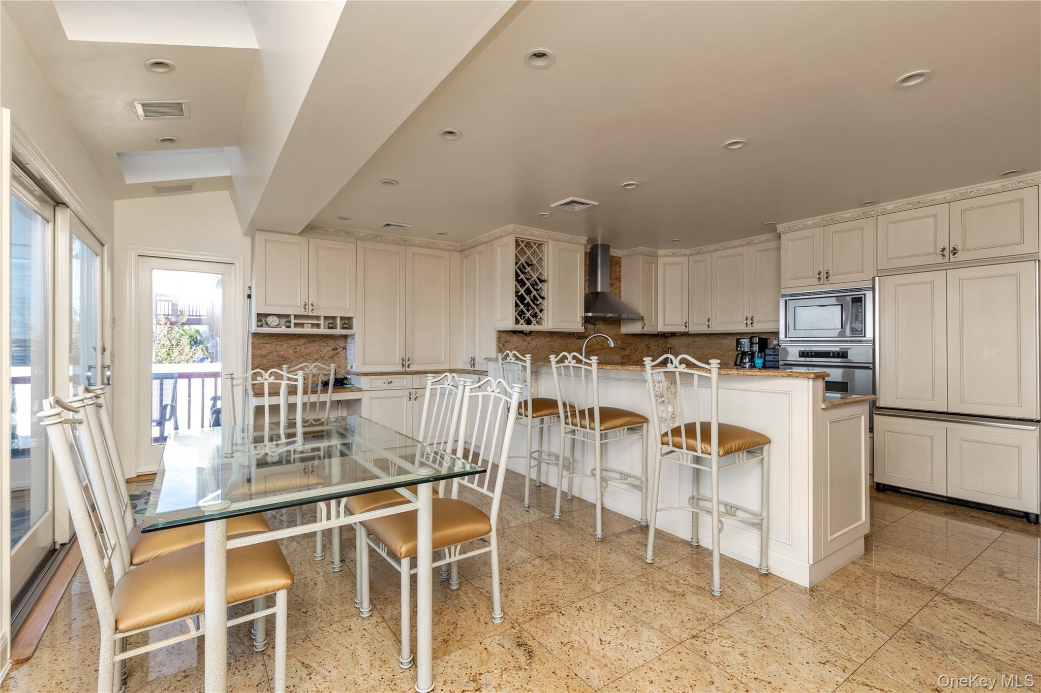 43 Oak Point Drive N, Bayville, NY 11709