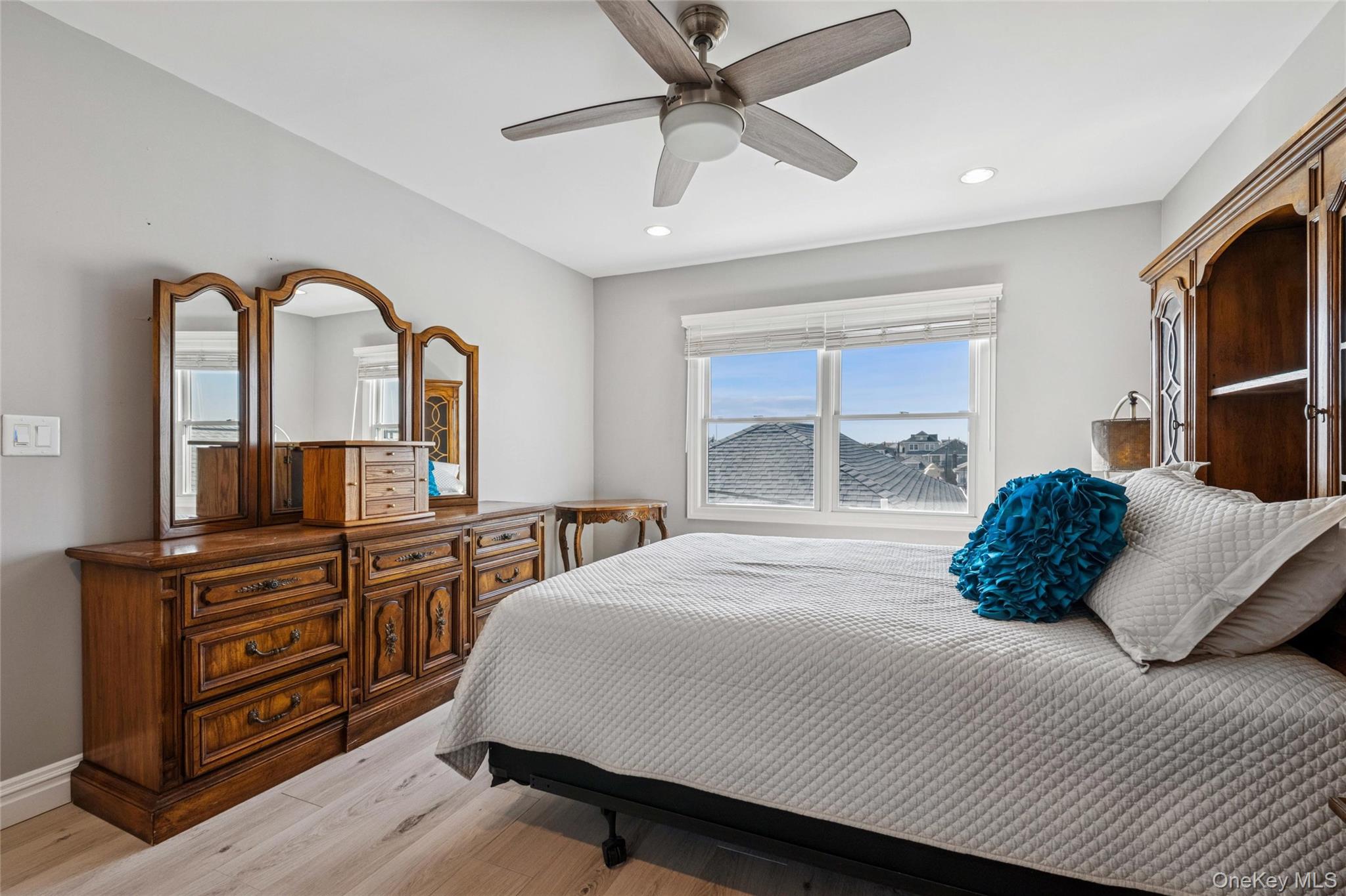 71 Michigan Street, Long Beach, NY 11561