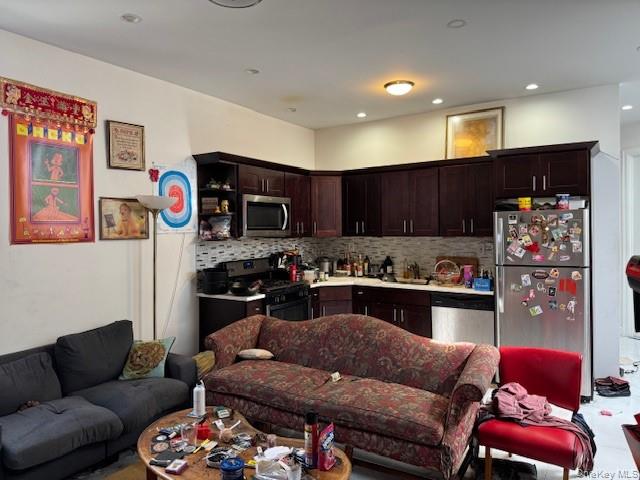 186 Howard Avenue, Brooklyn, NY 11233