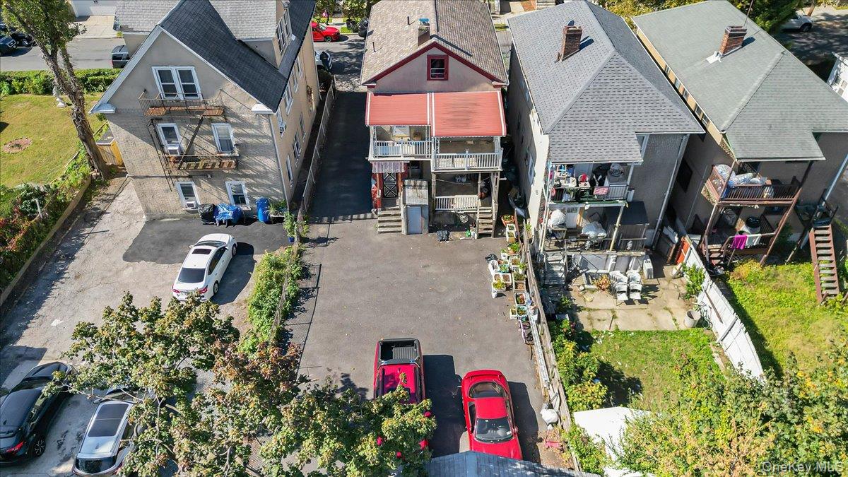 421 S 10th Avenue, Mount Vernon, NY 10550