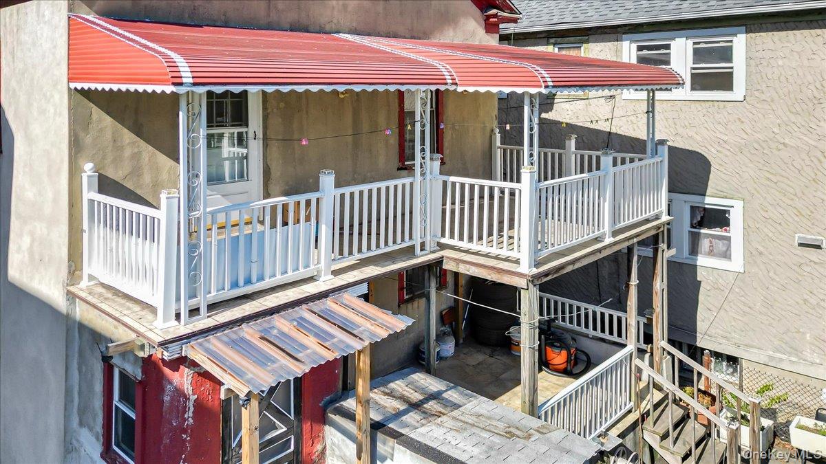 421 S 10th Avenue, Mount Vernon, NY 10550