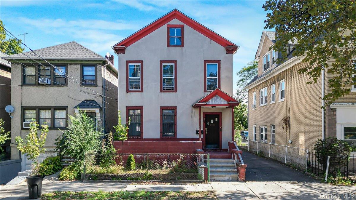 421 S 10th Avenue, Mount Vernon, NY 10550