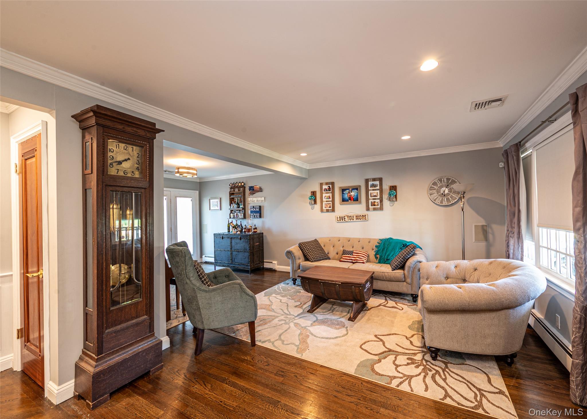 74 Broadway, Bethpage, NY 11714