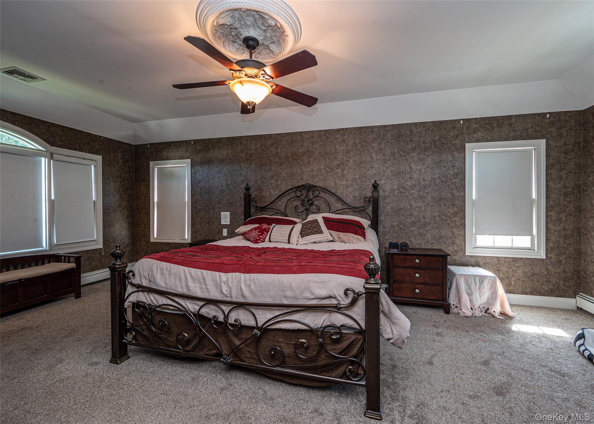 74 Broadway, Bethpage, NY 11714