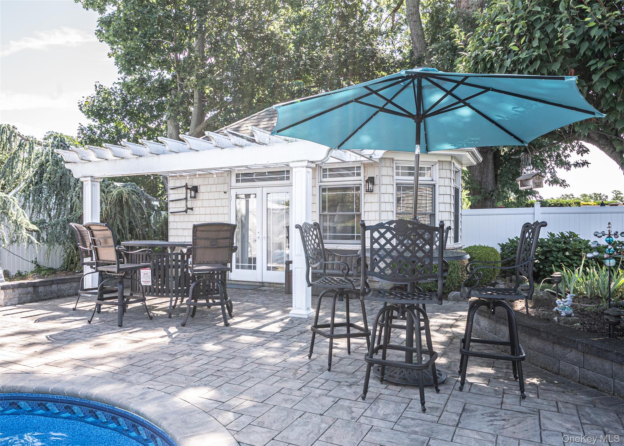 74 Broadway, Bethpage, NY 11714