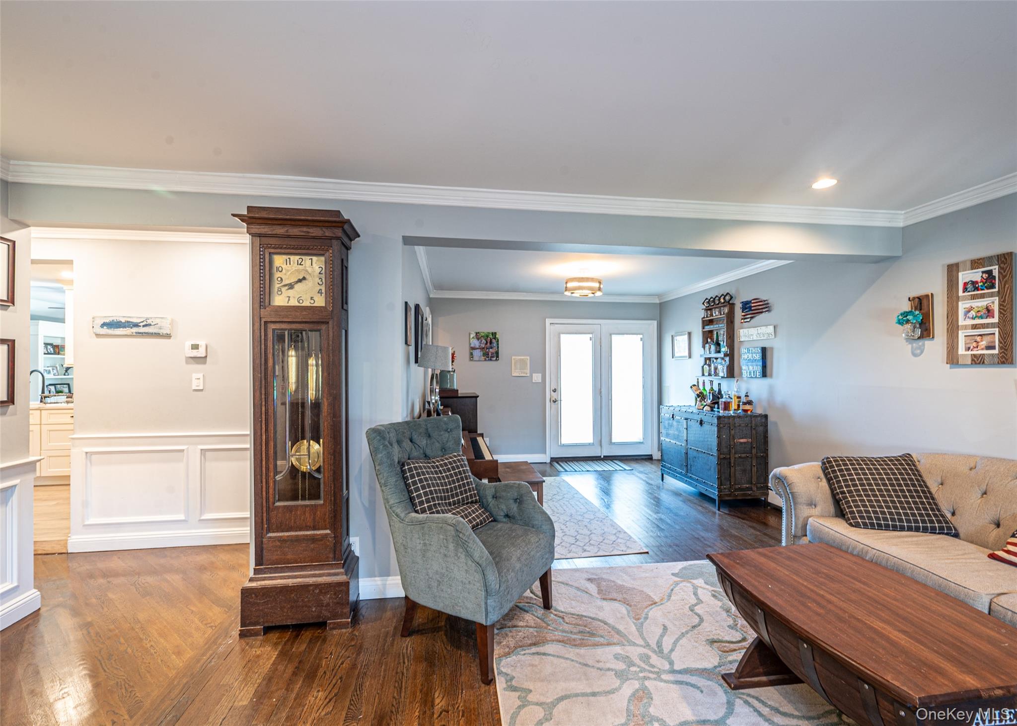 74 Broadway, Bethpage, NY 11714