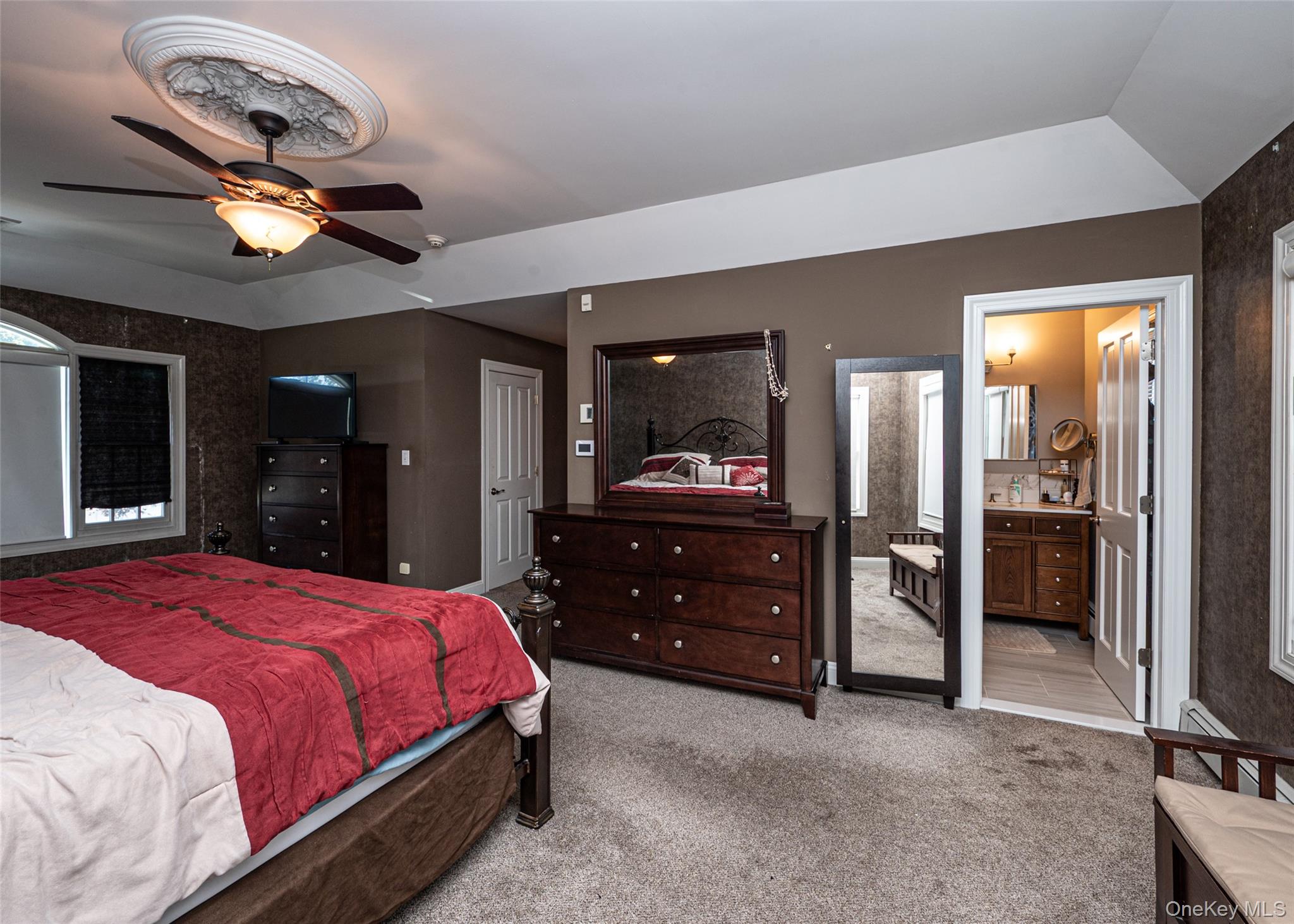 74 Broadway, Bethpage, NY 11714