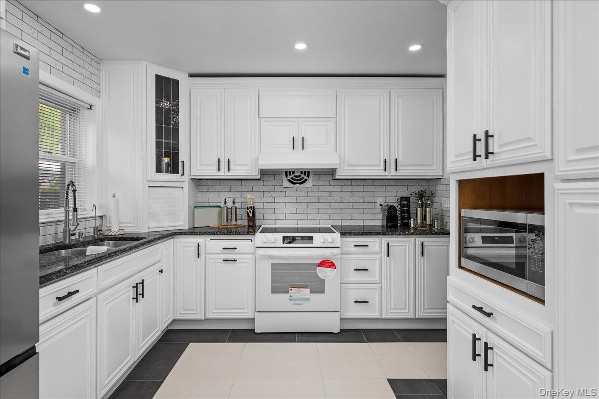 29 Turner Street, Yonkers, NY 10704