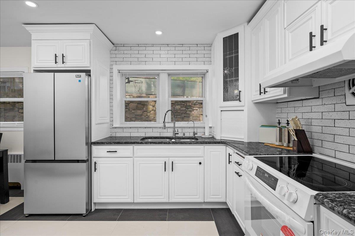 29 Turner Street, Yonkers, NY 10704