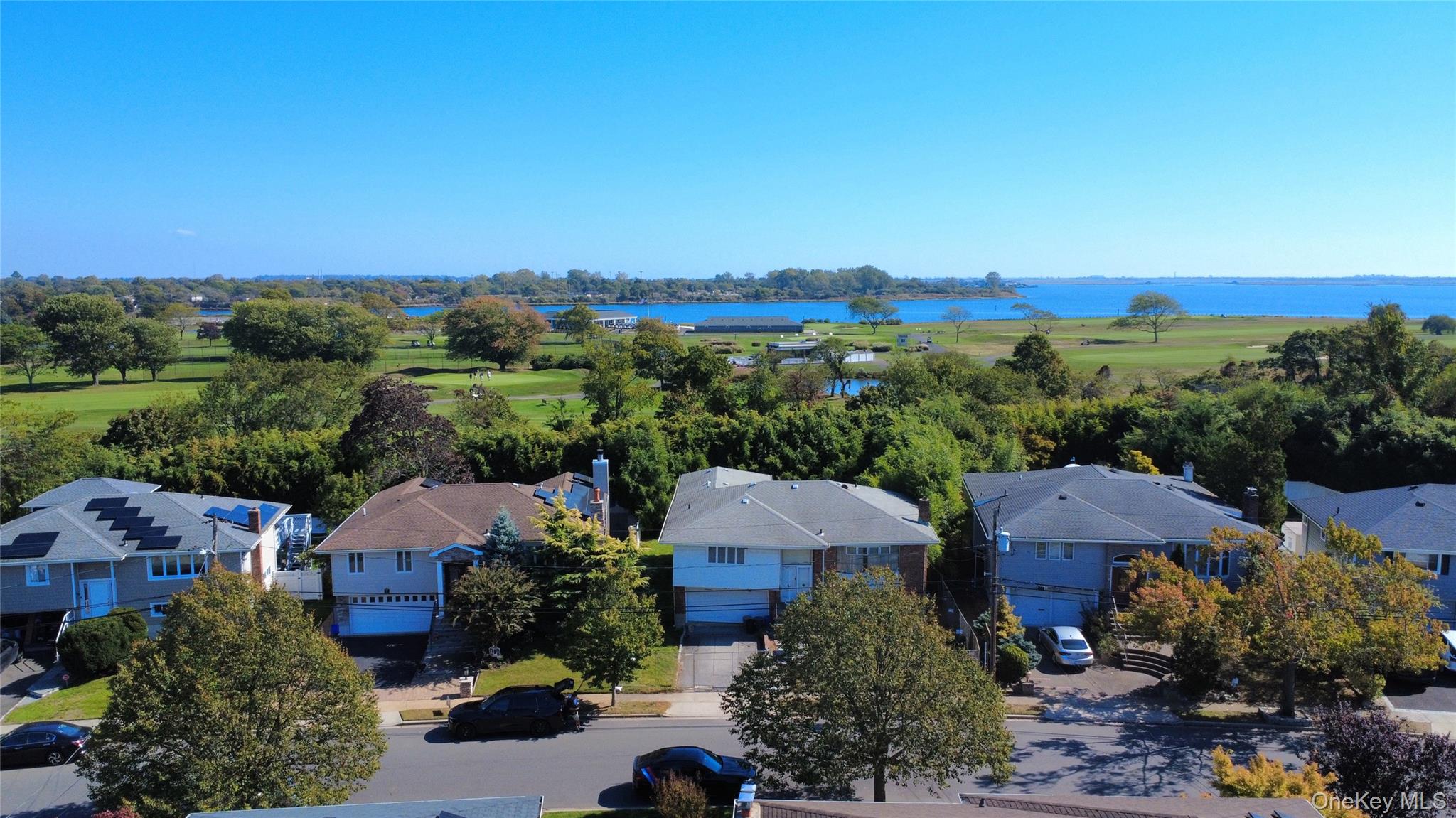 487 Links Drive E, Oceanside, NY 11572