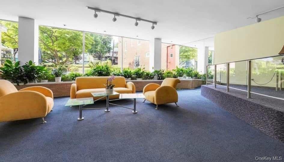 164-20 Highland Avenue # 9G, Jamaica, NY 11580