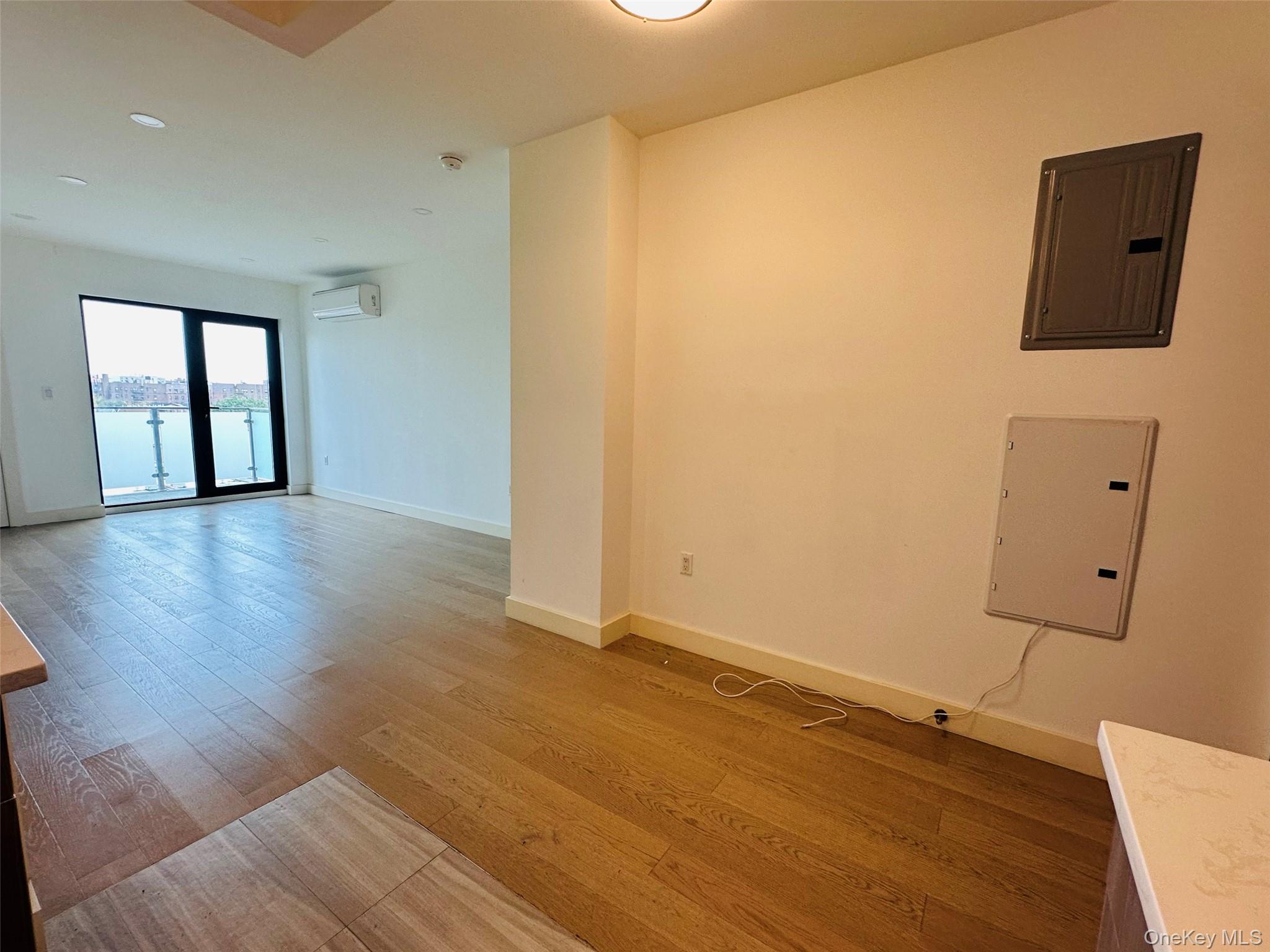 62-98 Woodhaven Blvd # 6F, Rego Park, NY 11374