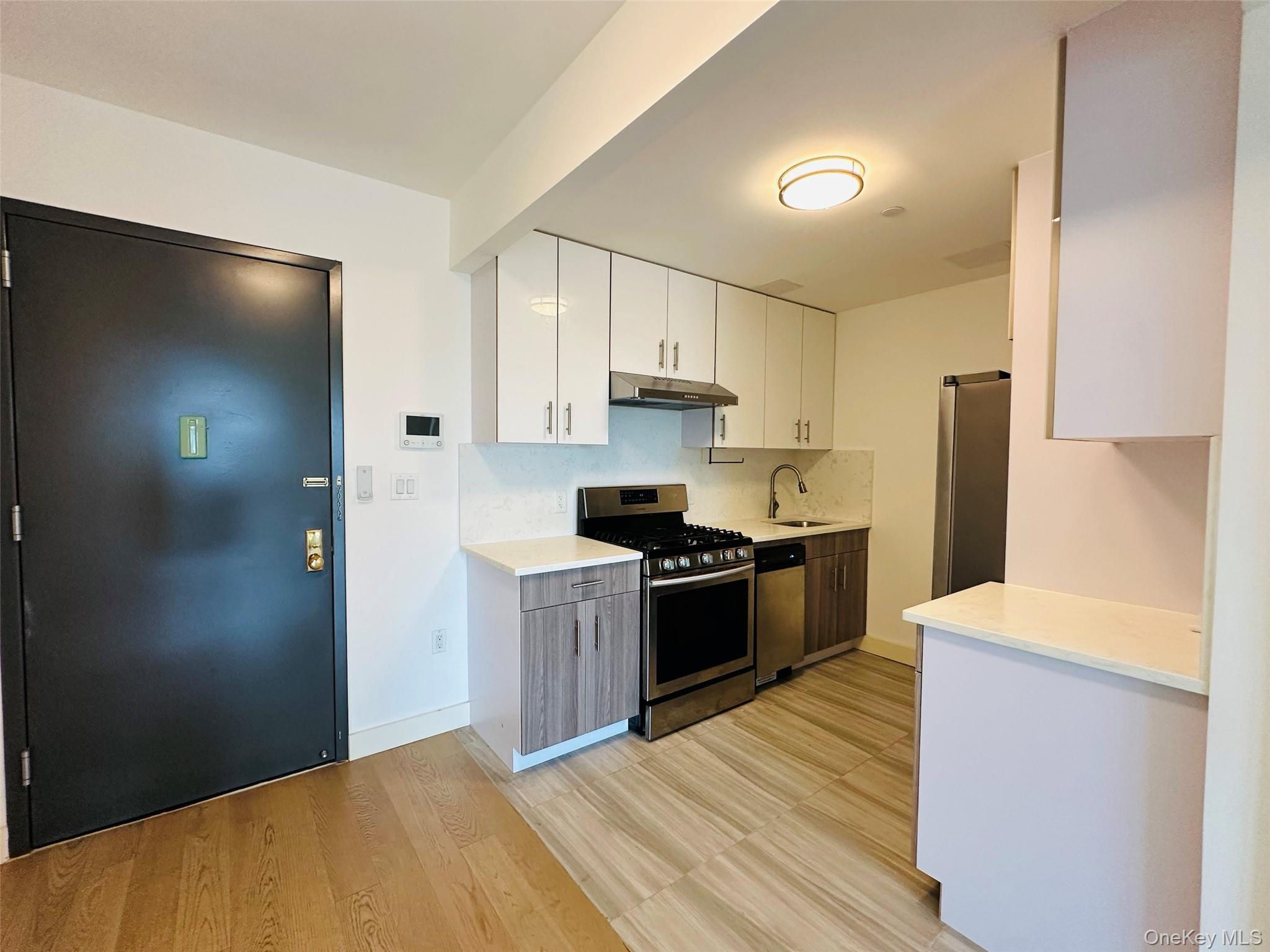 62-98 Woodhaven Blvd # 6F, Rego Park, NY 11374