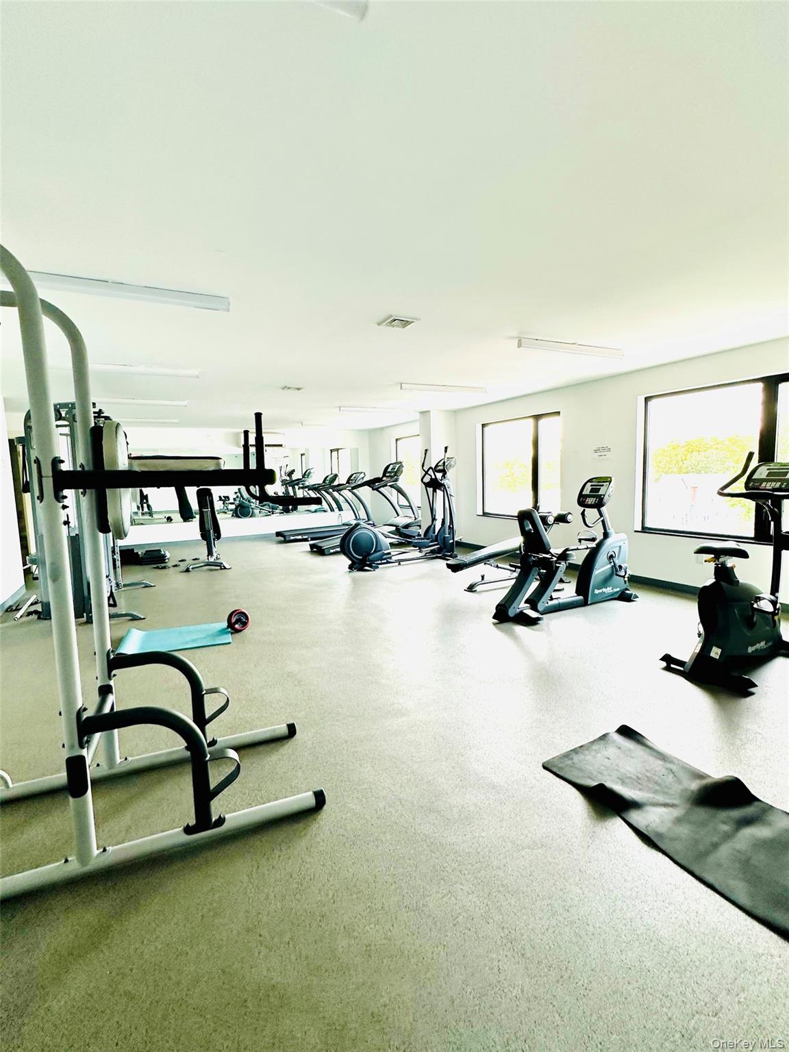 62-98 Woodhaven Blvd # 6F, Rego Park, NY 11374