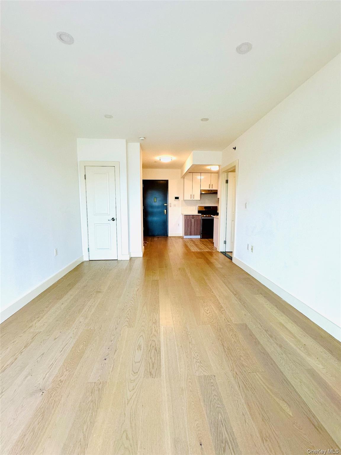 62-98 Woodhaven Blvd # 6F, Rego Park, NY 11374