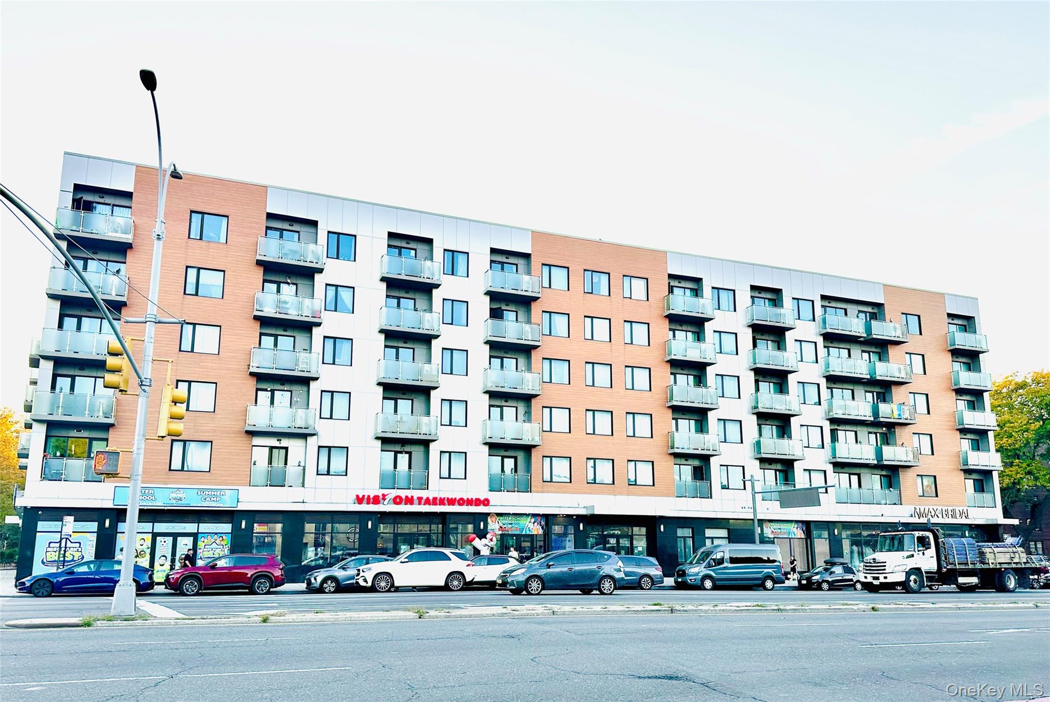 62-98 Woodhaven Blvd # 6F, Rego Park, NY 11374