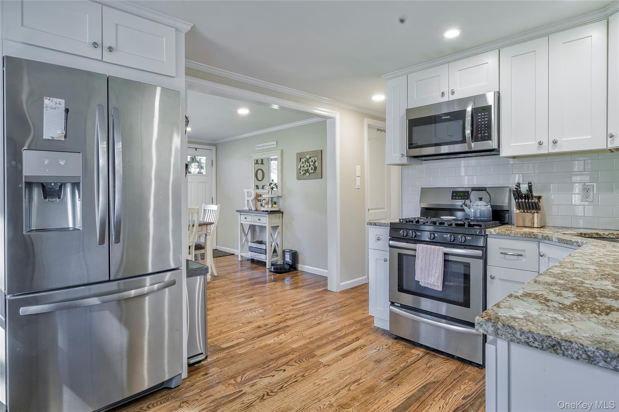 45 Reilly Street, West Islip, NY 11795