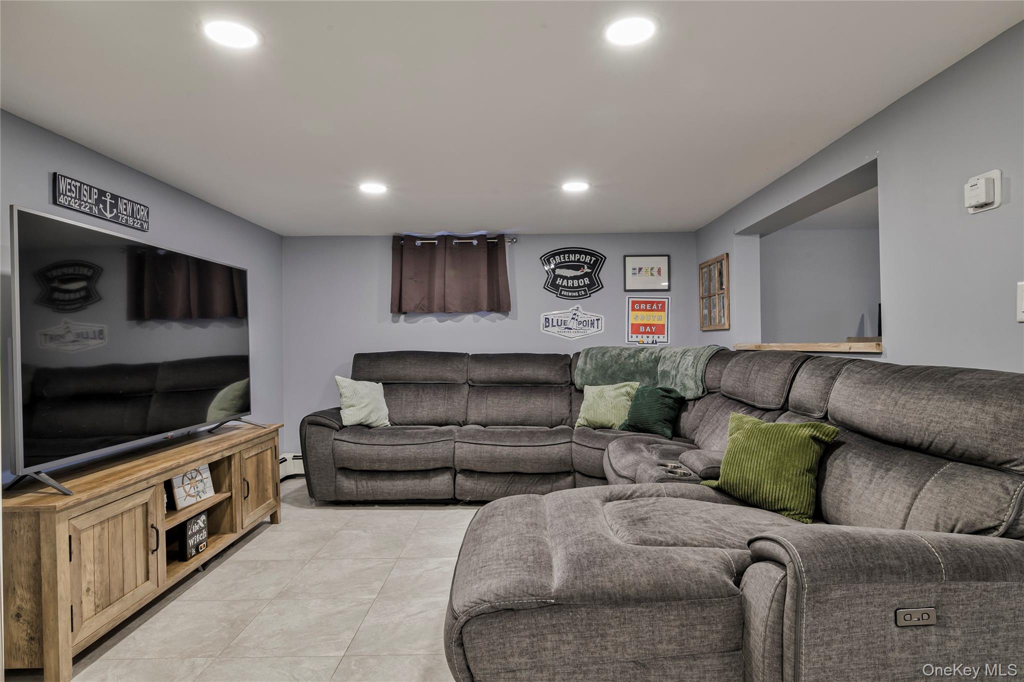 45 Reilly Street, West Islip, NY 11795