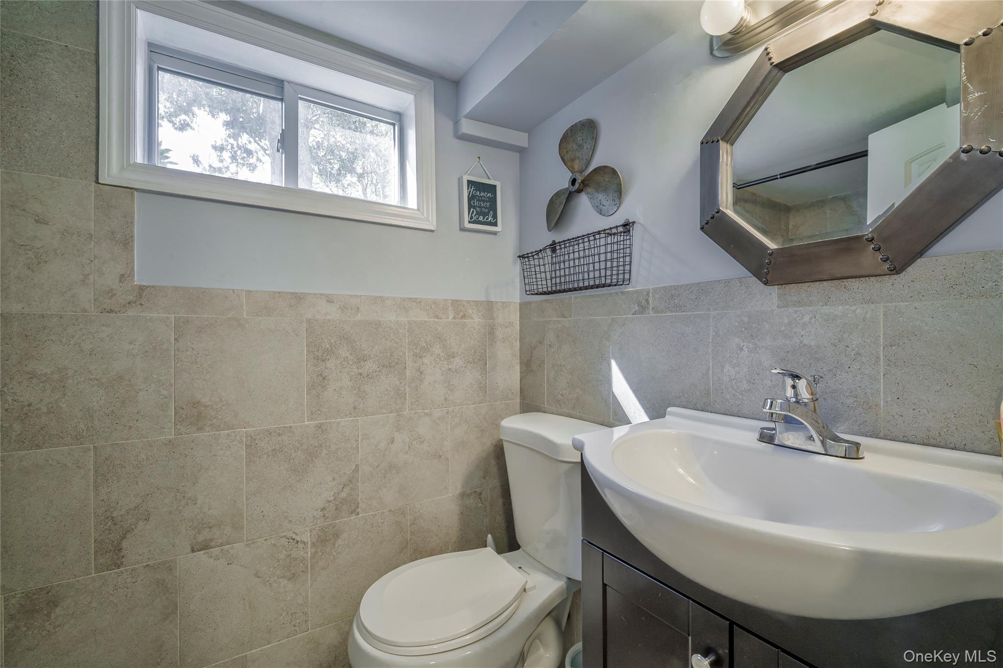 45 Reilly Street, West Islip, NY 11795