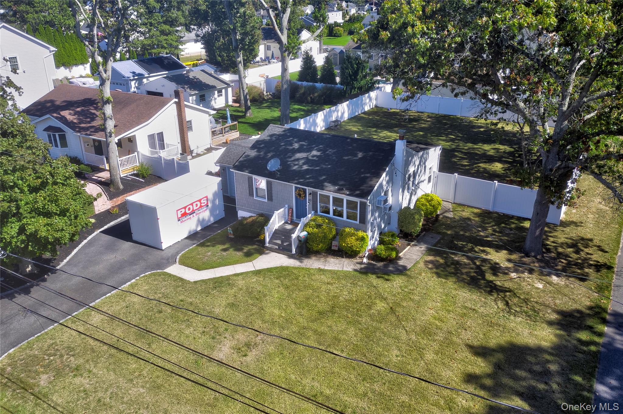 45 Reilly Street, West Islip, NY 11795