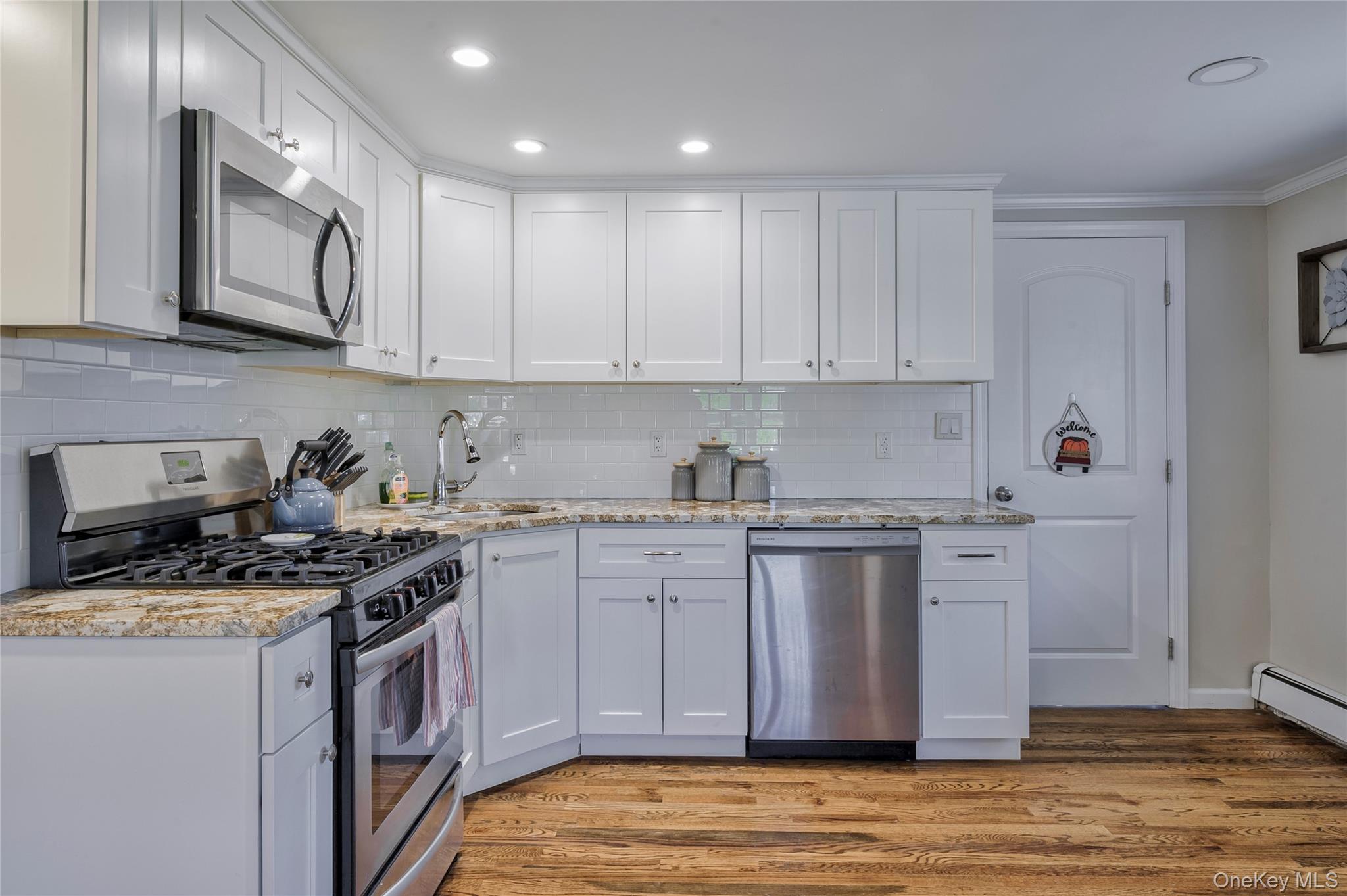 45 Reilly Street, West Islip, NY 11795