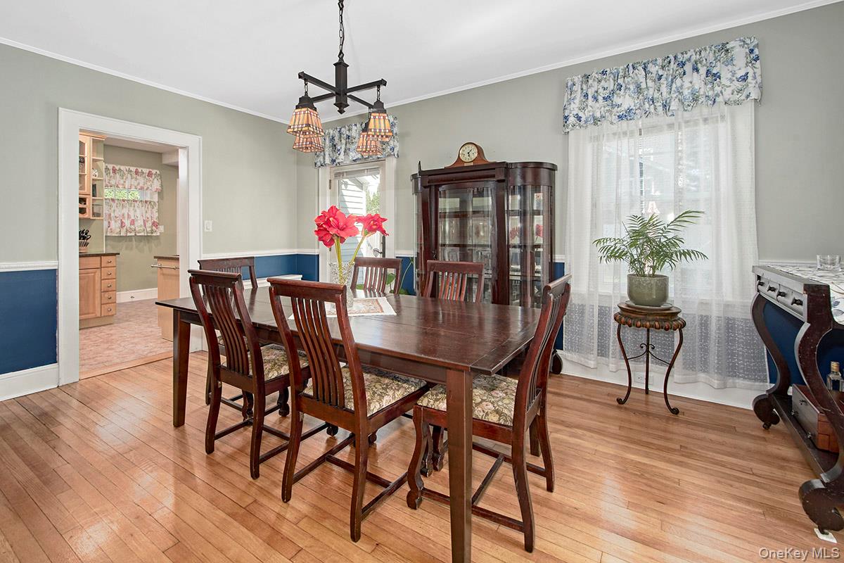 72 Ogden Avenue, White Plains, NY 10605