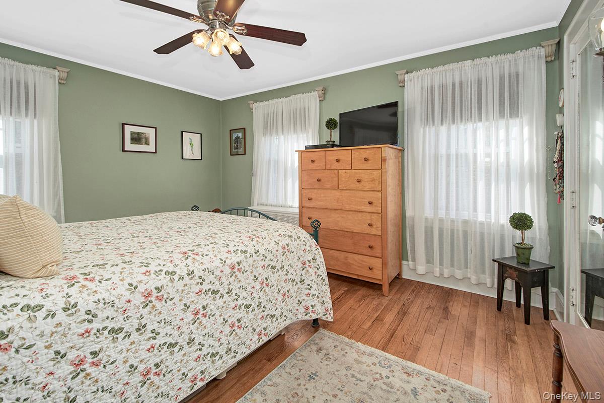 72 Ogden Avenue, White Plains, NY 10605