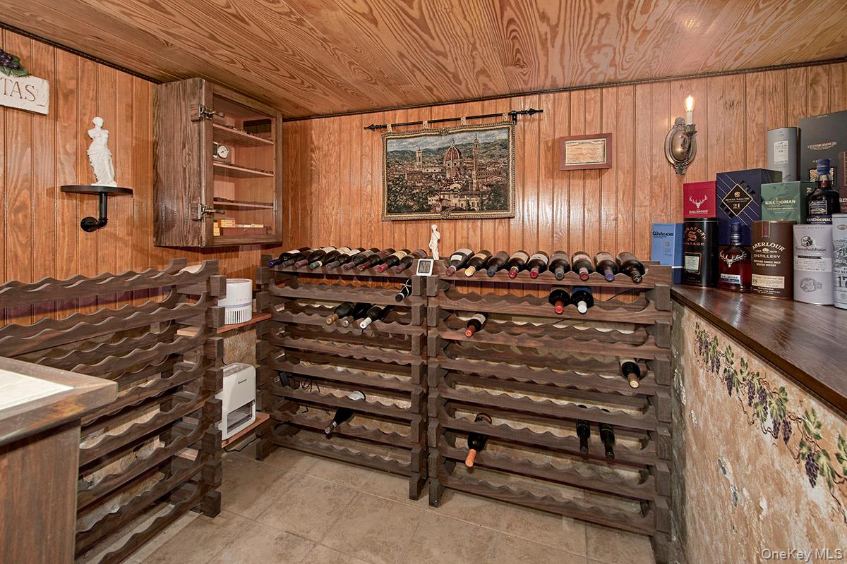 72 Ogden Avenue, White Plains, NY 10605