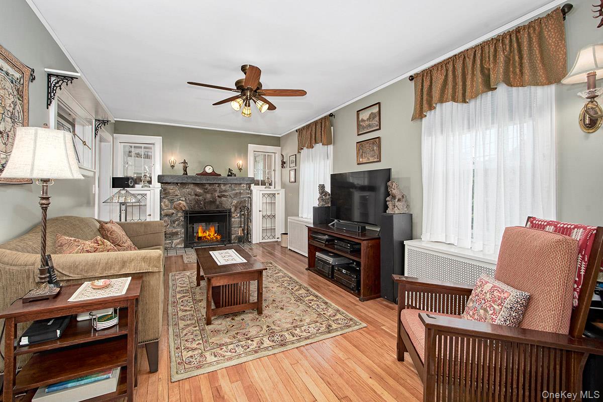 72 Ogden Avenue, White Plains, NY 10605