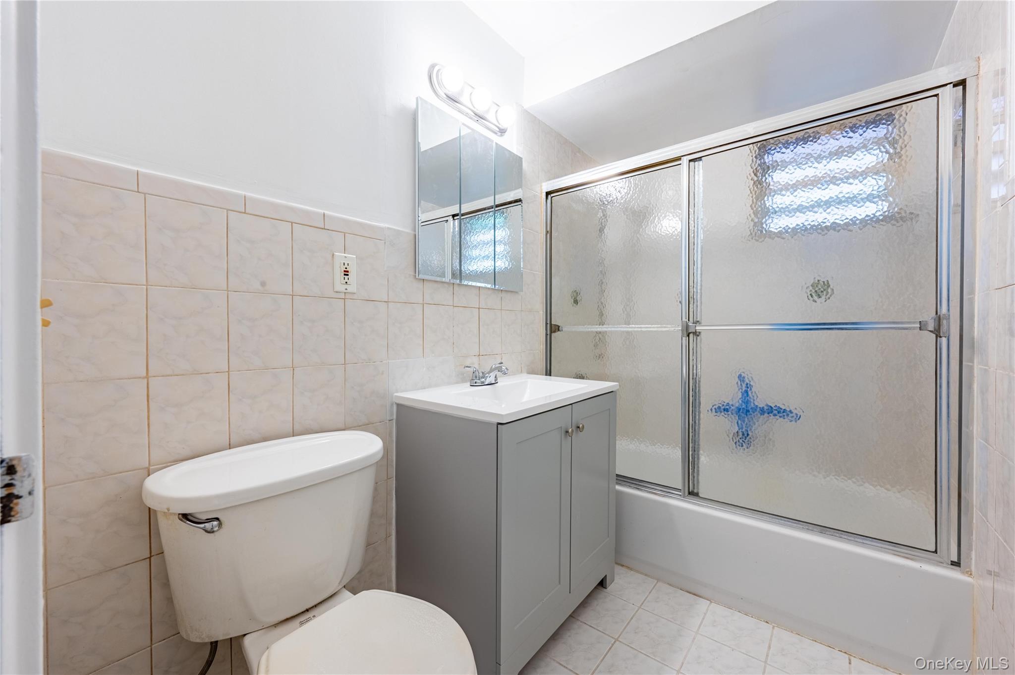 2730 Barnes Avenue, Bronx, NY 10467