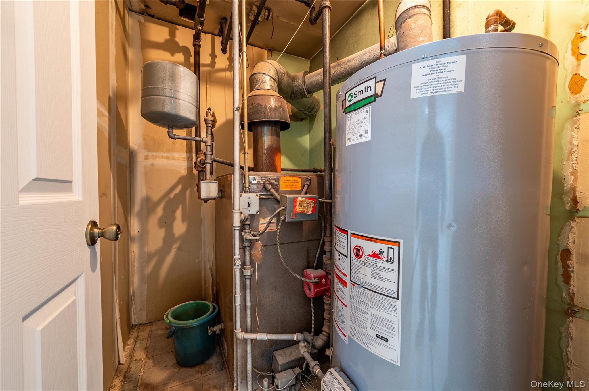 2730 Barnes Avenue, Bronx, NY 10467