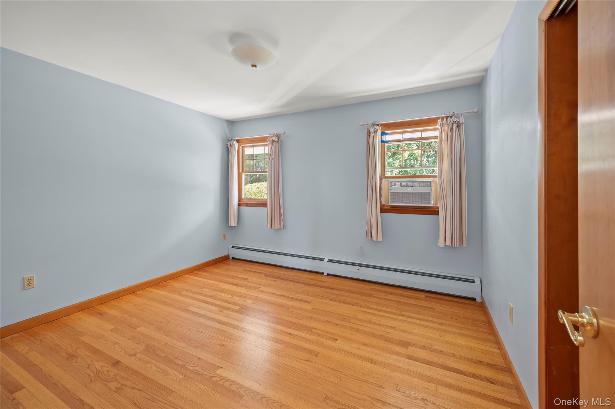 76 Smith Road, Kinderhook, NY 12106