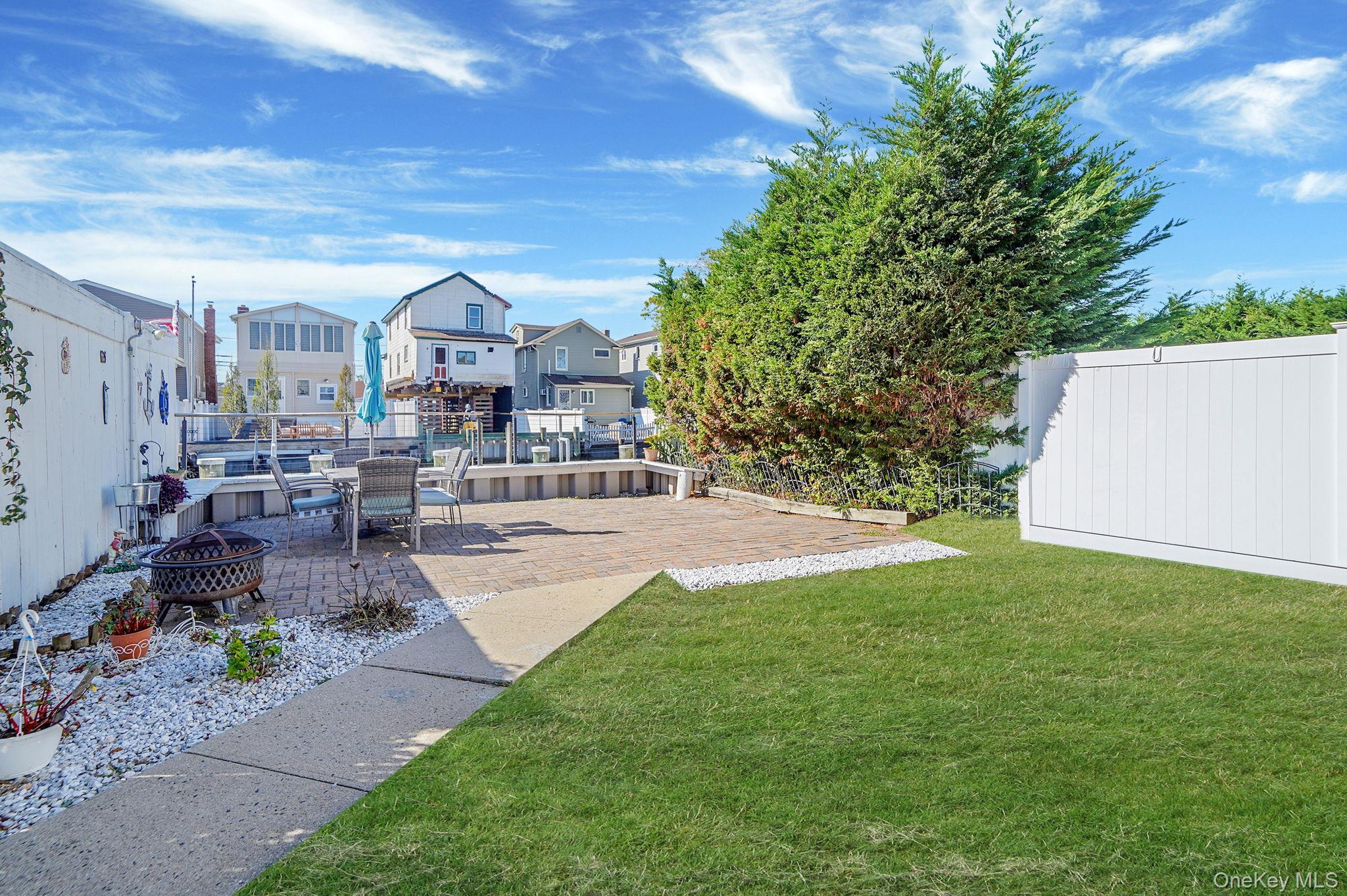 252 Arthur Street, Freeport, NY 11520