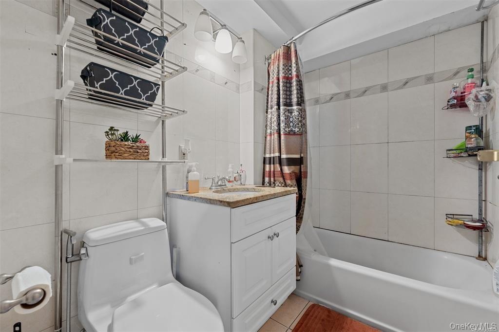 64-34 Grand Central Parkway # 1B, Forest Hills, NY 11375