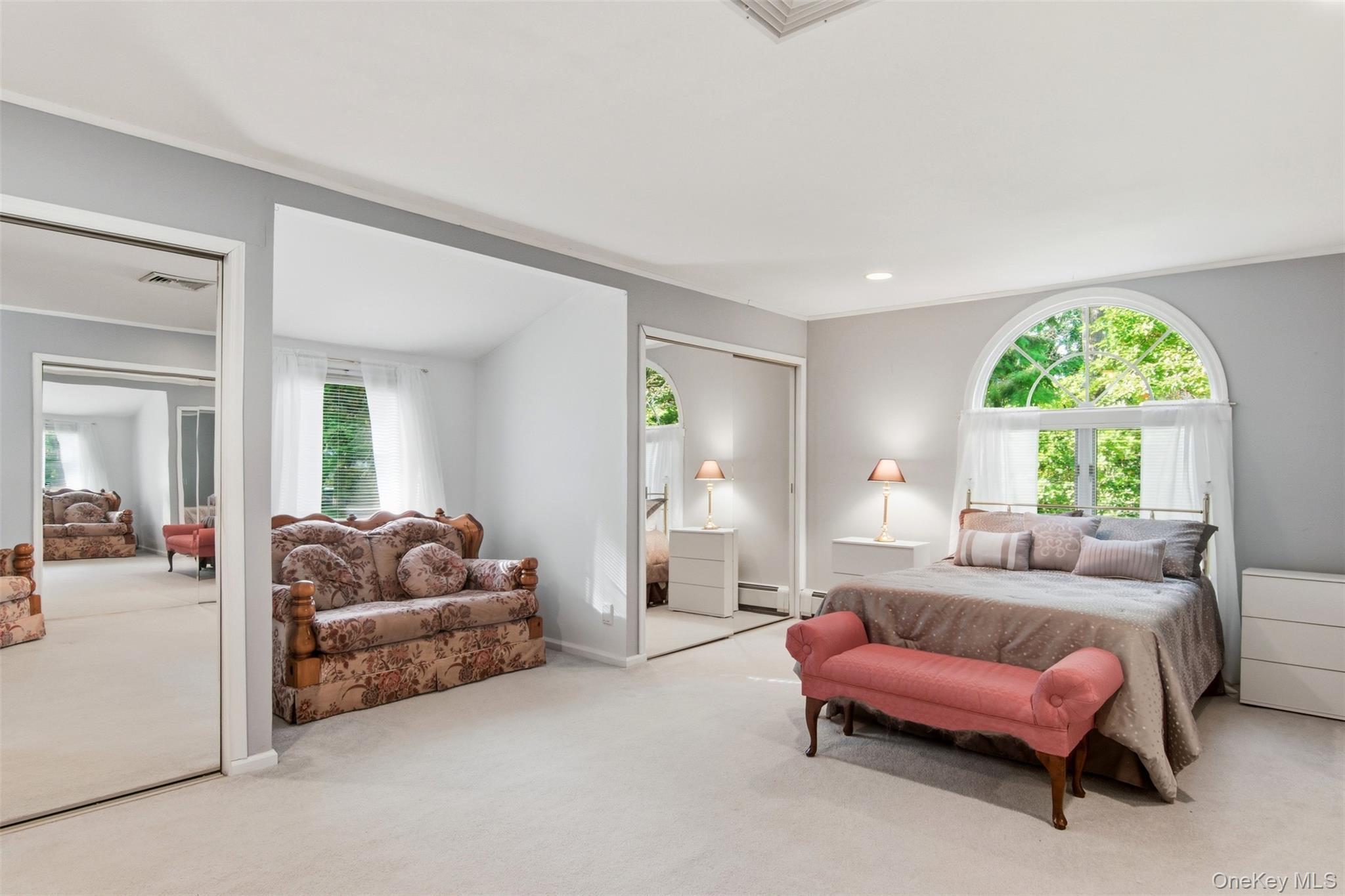 8 Tanager Lane, Northport, NY 11768