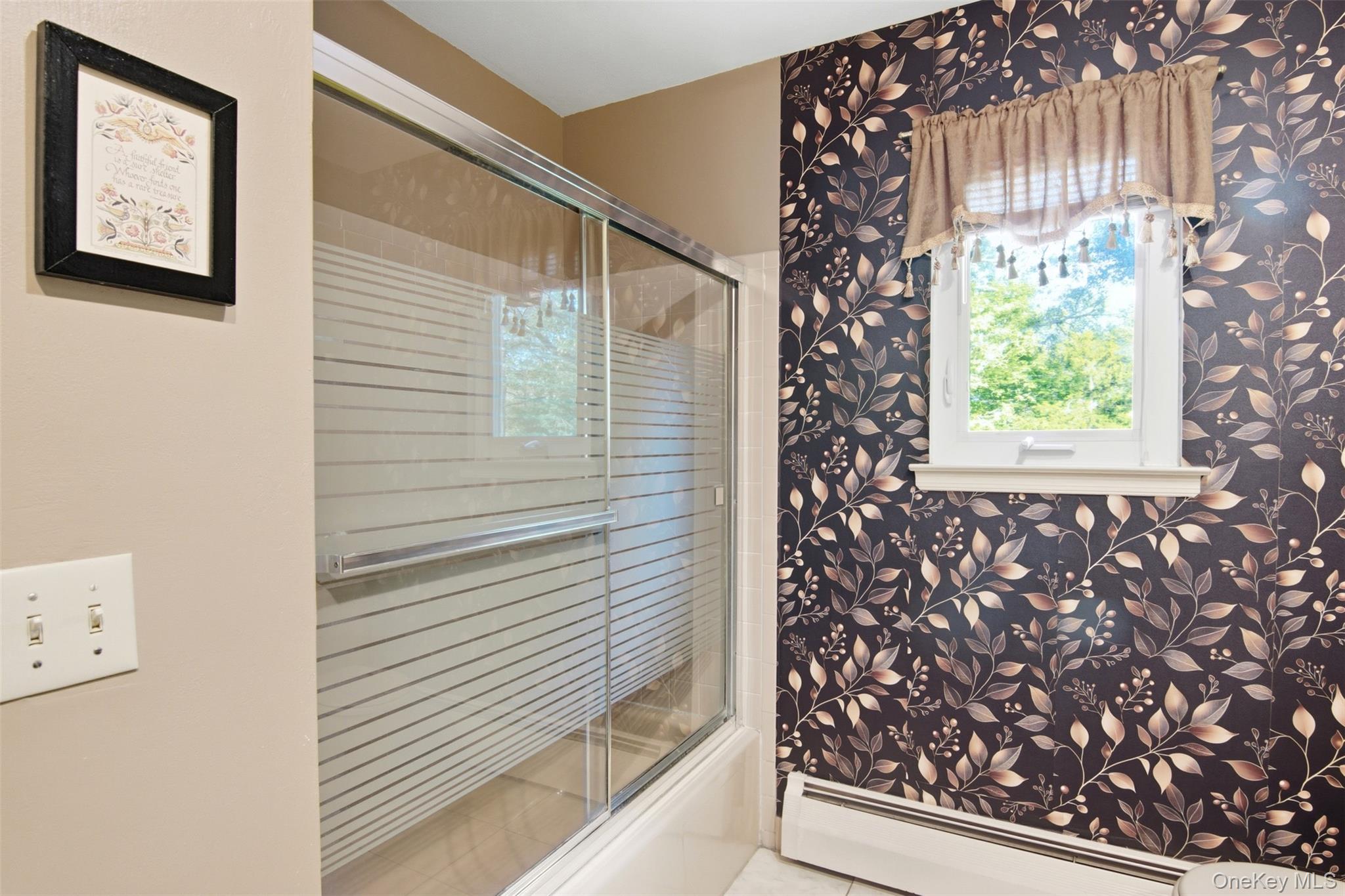 8 Tanager Lane, Northport, NY 11768