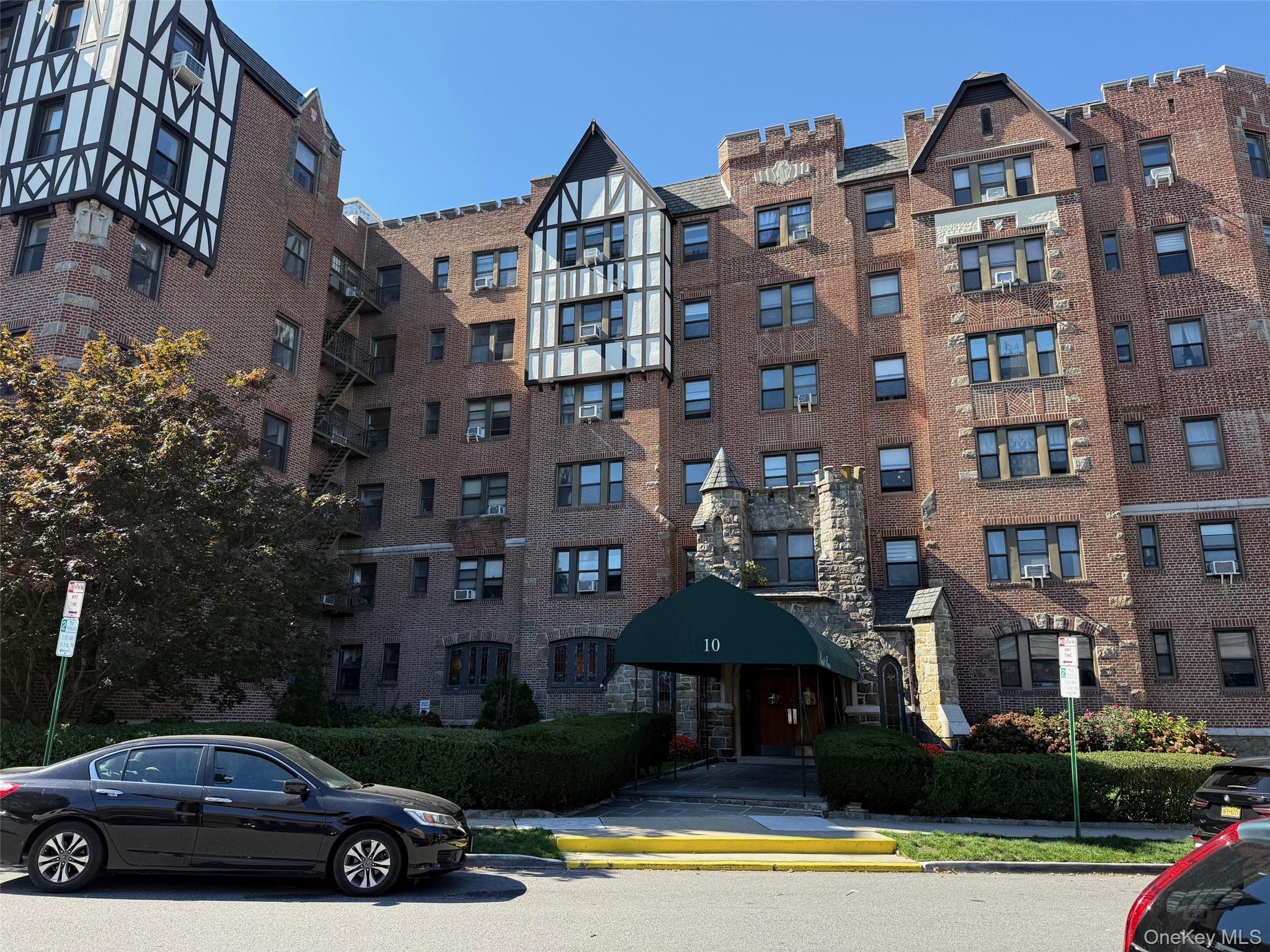 10 Nosband Avenue # 3A, White Plains, NY 10605