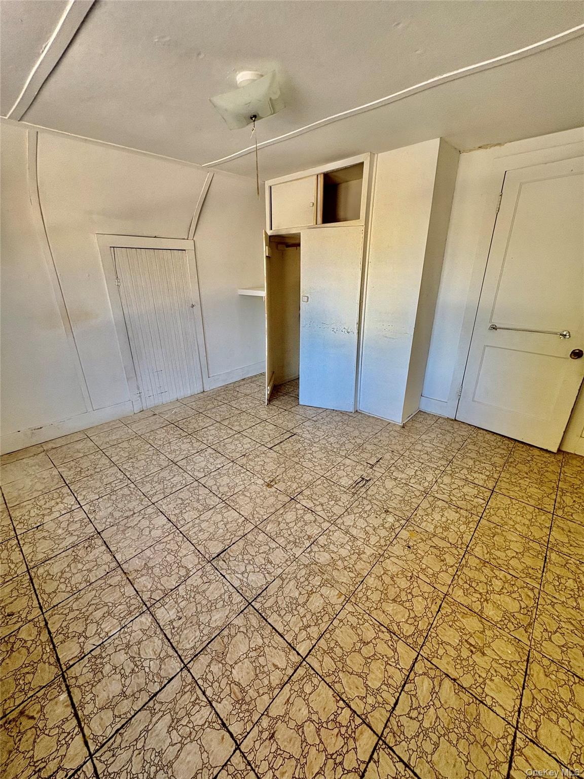 4 Backman Avenue, Ellenville, NY 12428