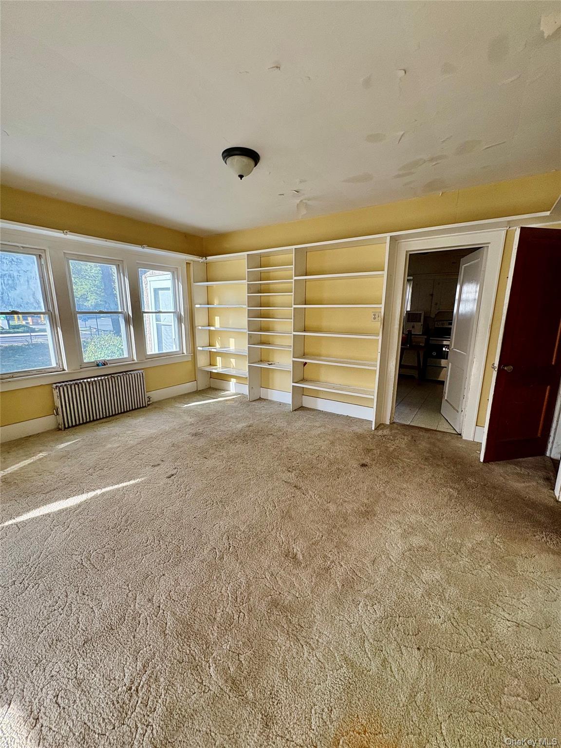 4 Backman Avenue, Ellenville, NY 12428