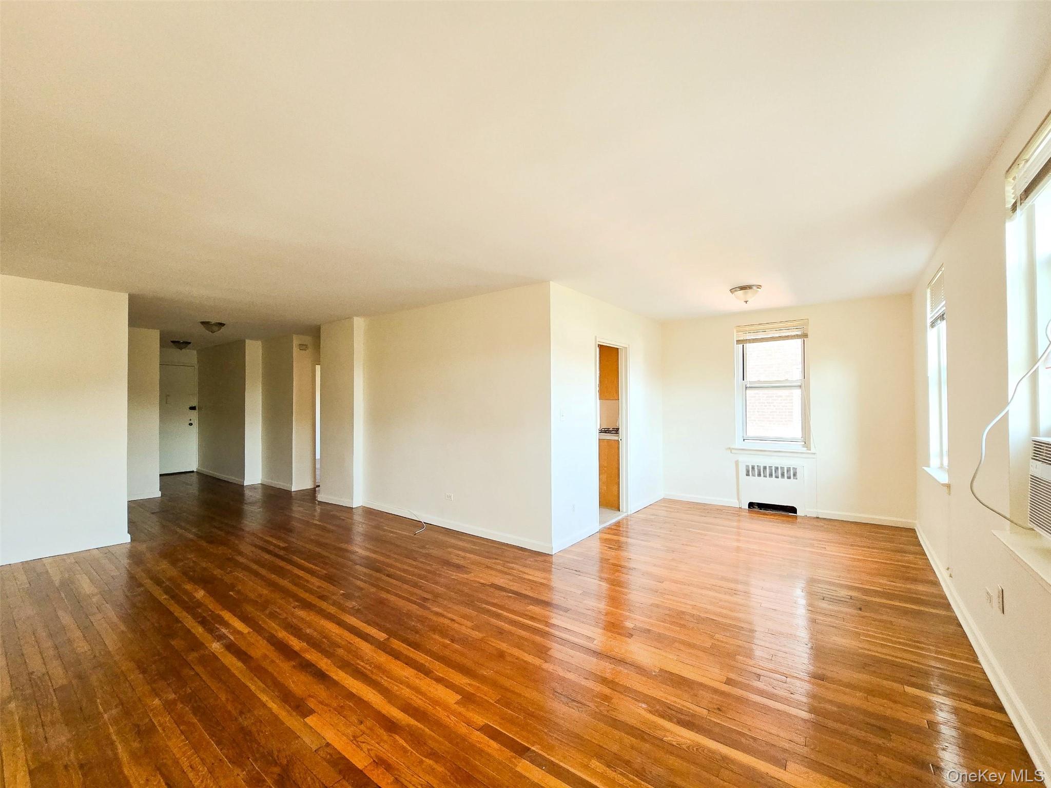 30-11 Parsons Boulevard # 4O, Flushing, NY 11354