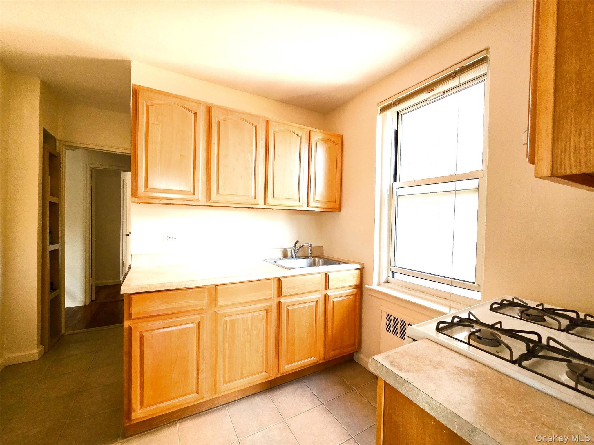 30-11 Parsons Boulevard # 4O, Flushing, NY 11354