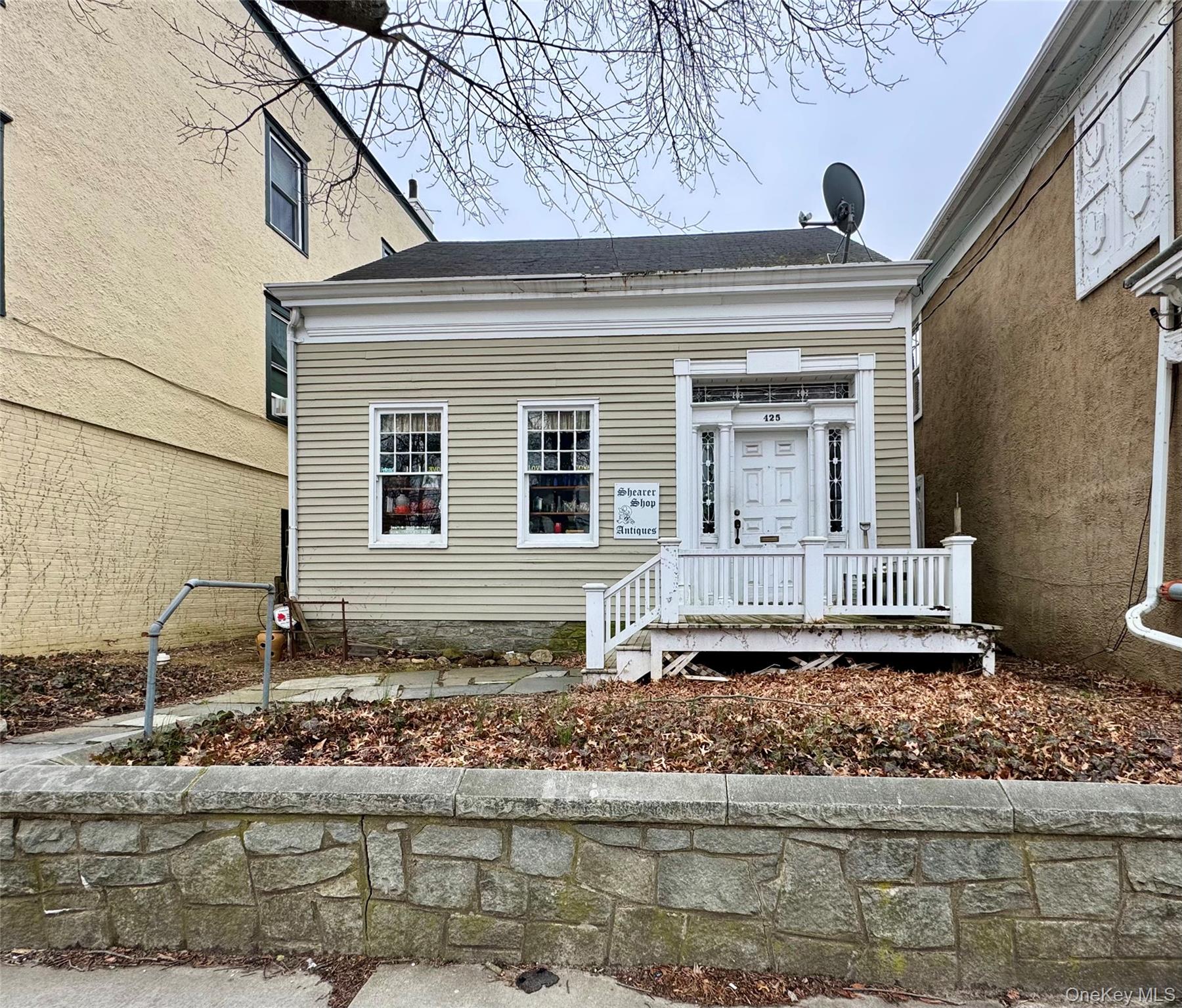 425 Main, Greenport, NY 11944