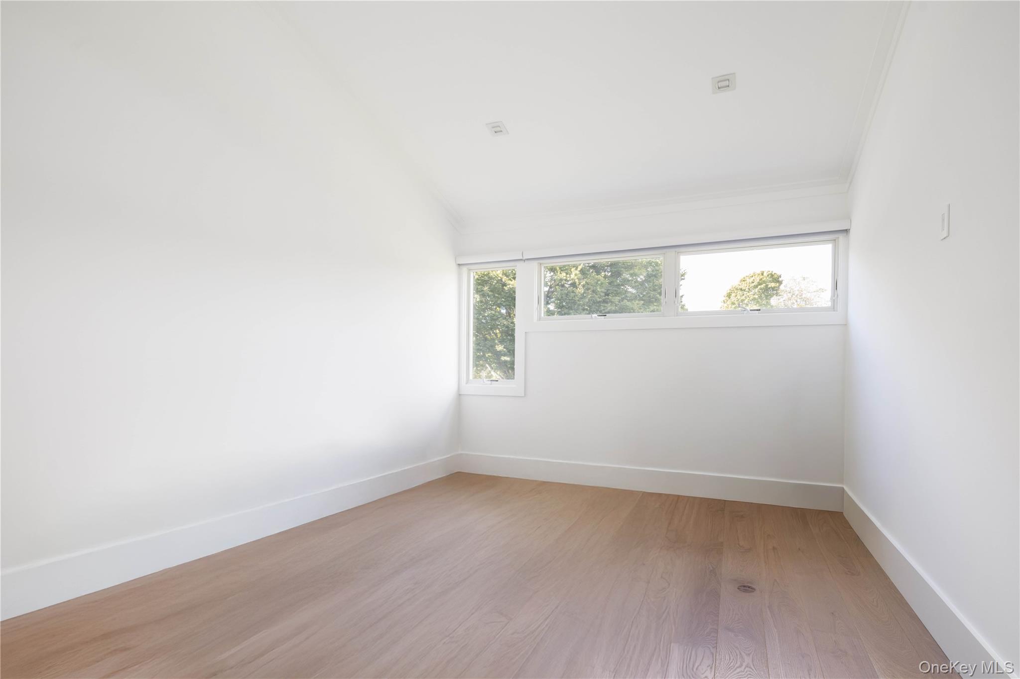 514 Pantigo Road # 16, East Hampton, NY 11937