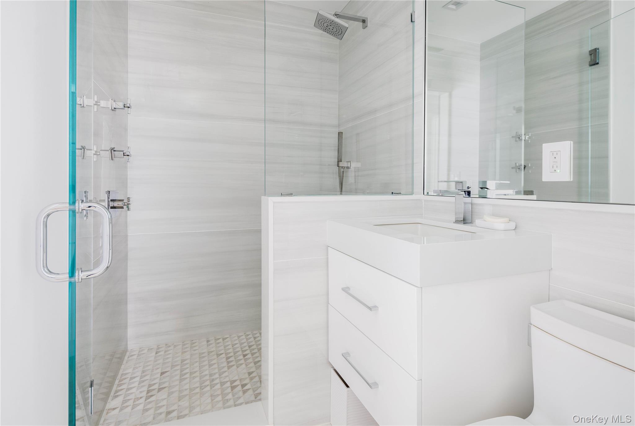 514 Pantigo Road # 16, East Hampton, NY 11937