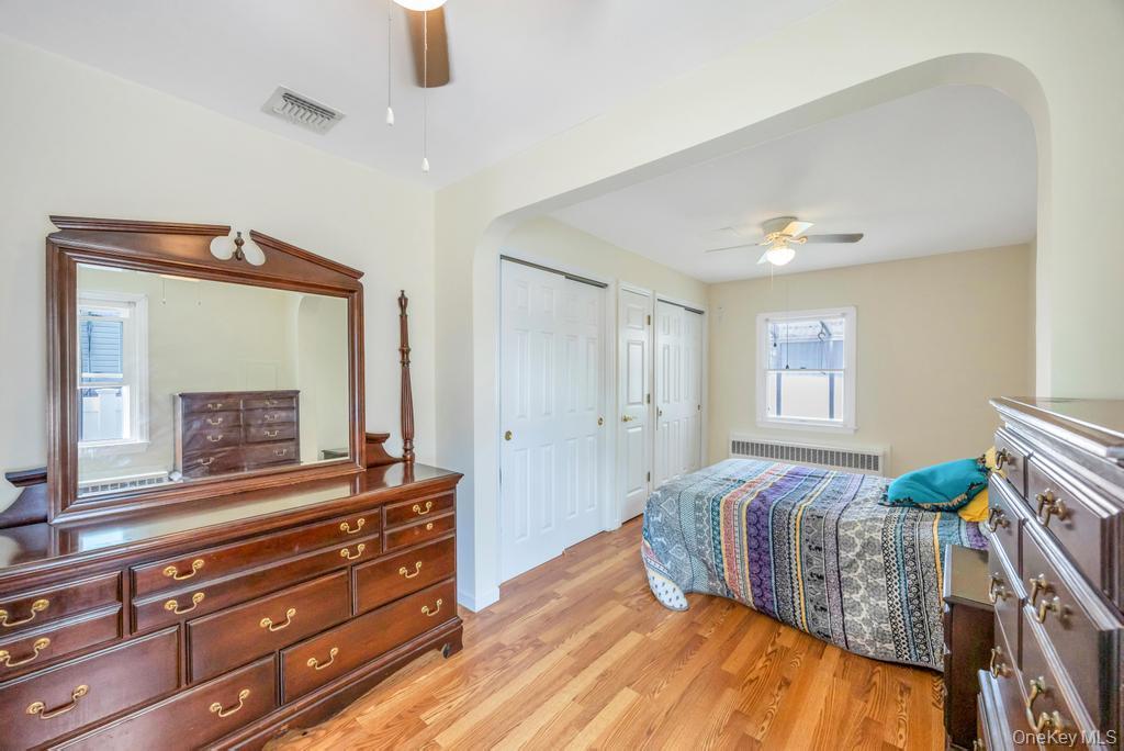 124 E 12th Street, Huntington Station, NY 11746