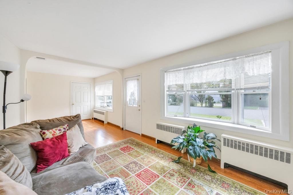 124 E 12th Street, Huntington Station, NY 11746