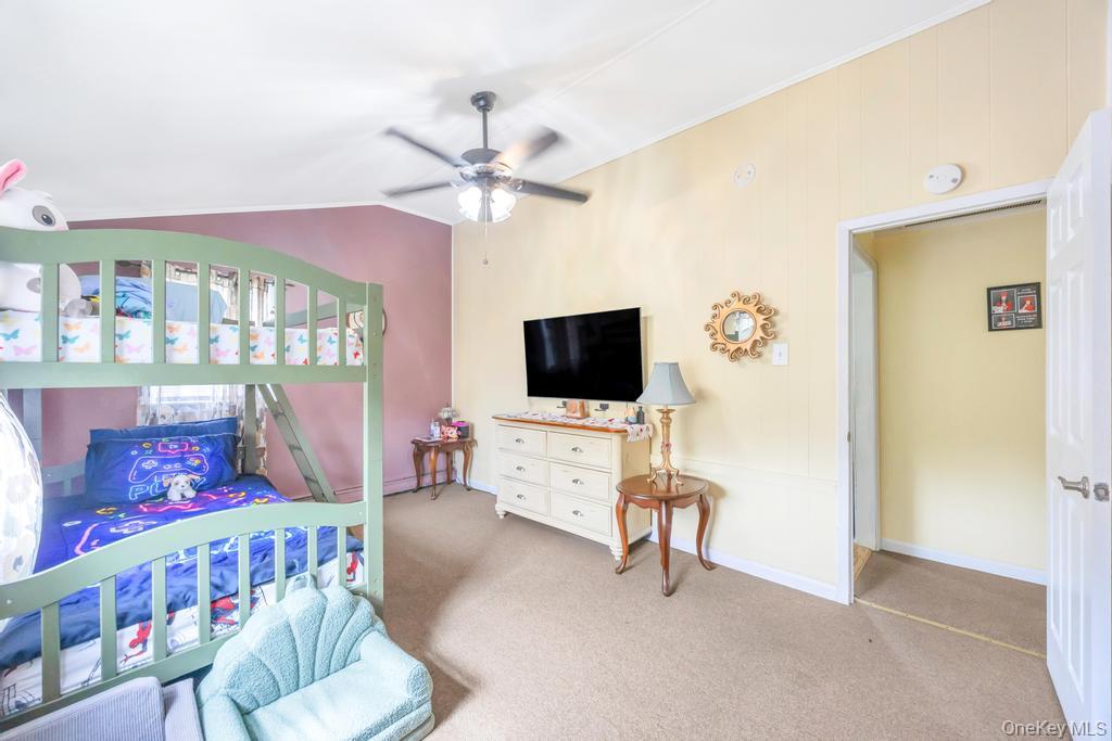 124 E 12th Street, Huntington Station, NY 11746