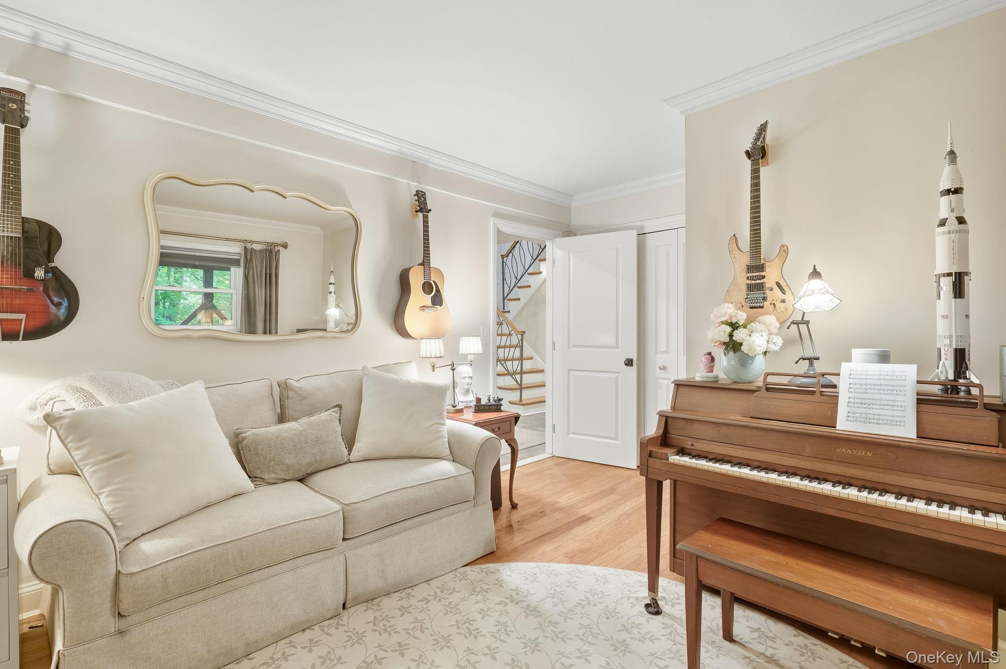 37 Tulip Road, Briarcliff Manor, NY 10510