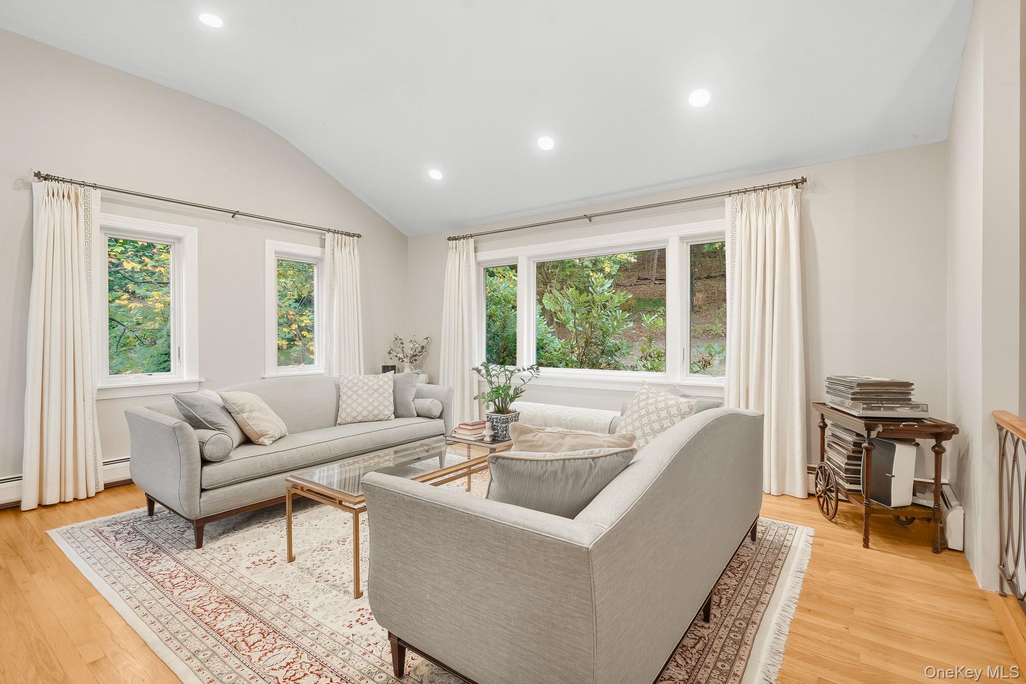 37 Tulip Road, Briarcliff Manor, NY 10510