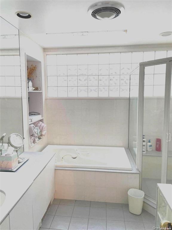 3966 Carrel Boulevard, Oceanside, NY 11572